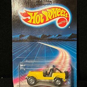 1980's Hot Wheels Trailbuster Jeep CJ-7 Yellow w/ BW NEW No. 3954 Sealed Toy Car